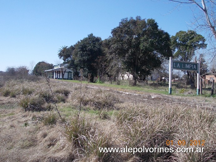 Foto: Estación La Limpia - La Limpia (Buenos Aires), Argentina