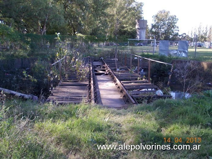 Foto: Estación La Plata FCPBA Mesa Giratoria - La Plata (Buenos Aires), Argentina