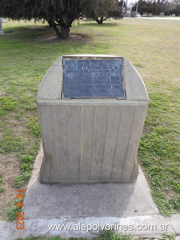 Foto: Henderson - Plaza José Manuel Estrada - Henderson (Buenos Aires), Argentina