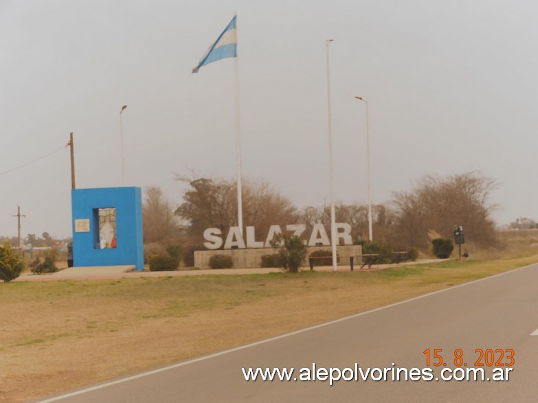 Foto: Salazar - Acceso - Salazar (Buenos Aires), Argentina