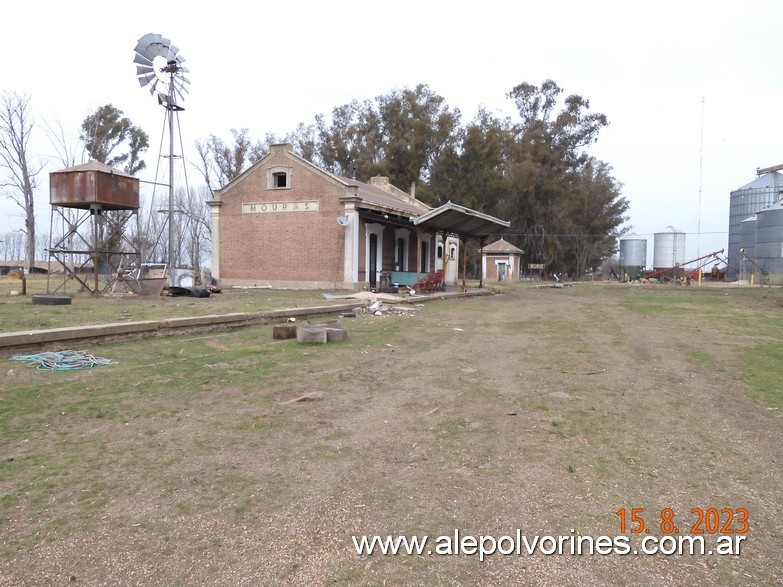 Foto: Estación Mouras FCRPB - Mouras (Buenos Aires), Argentina