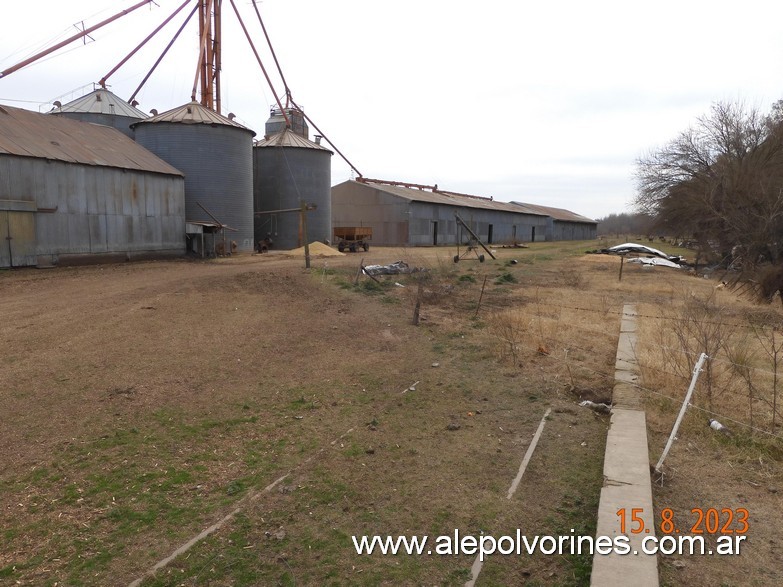 Foto: Estación Mouras FCRPB - Mouras (Buenos Aires), Argentina