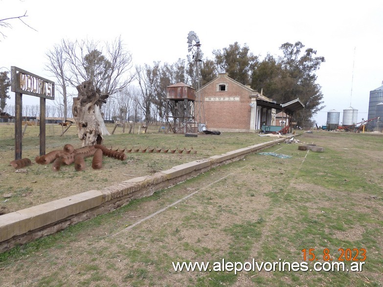 Foto: Estación Mouras FCRPB - Mouras (Buenos Aires), Argentina