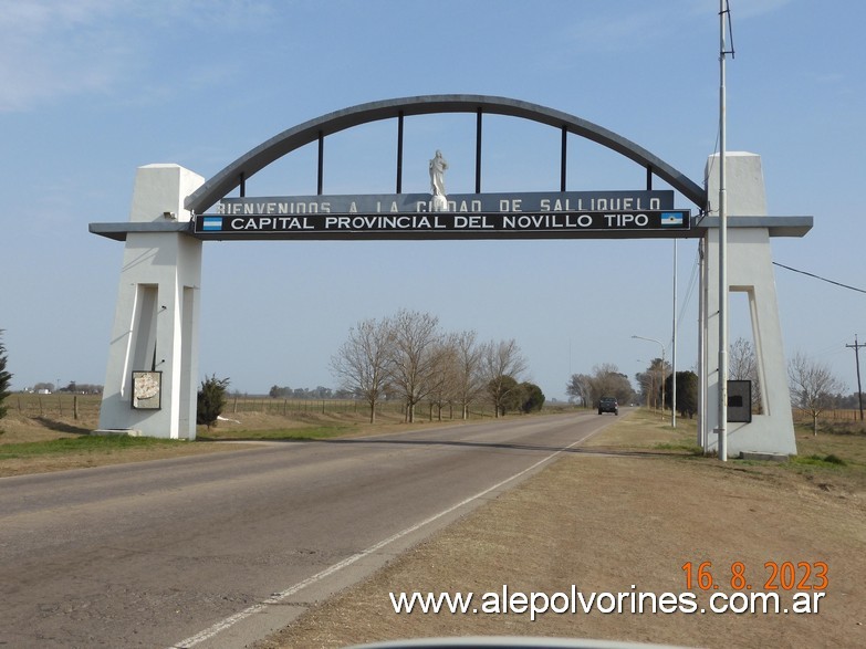 Foto: Saliquello - Acceso - Salliquelo (Buenos Aires), Argentina