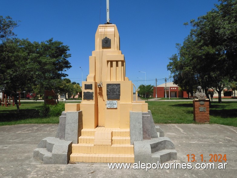 Foto: Colonia Bicha - Plaza Rogelio Sola - Mastil - Bicha (Santa Fe), Argentina