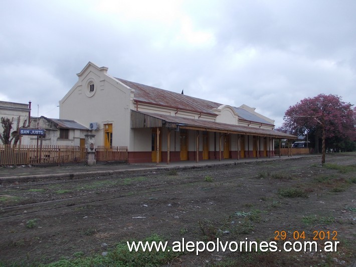 Foto: Estación San Justo FCCNA - San Justo (Santa Fe), Argentina