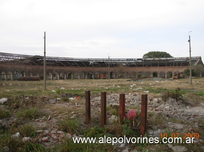 Foto: Estación Santa Fe Cambios - Galpón Locomotoras - Santa Fe, Argentina