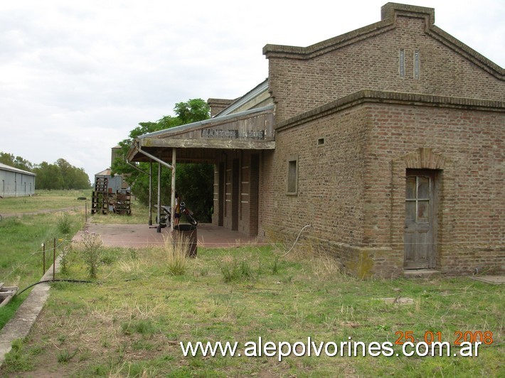 Foto: Estación Santos Unzué FCM - Santos Unzue (Buenos Aires), Argentina