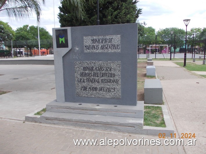 Foto: Grand Bourg - Plaza Belgrano - Grand Bourg (Buenos Aires), Argentina