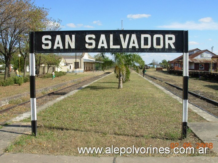 Foto: Estación San Salvador FCER - San Salvador (Entre Ríos), Argentina