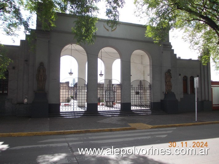 Foto: Moron - Cementerio Municipal - Moron (Buenos Aires), Argentina