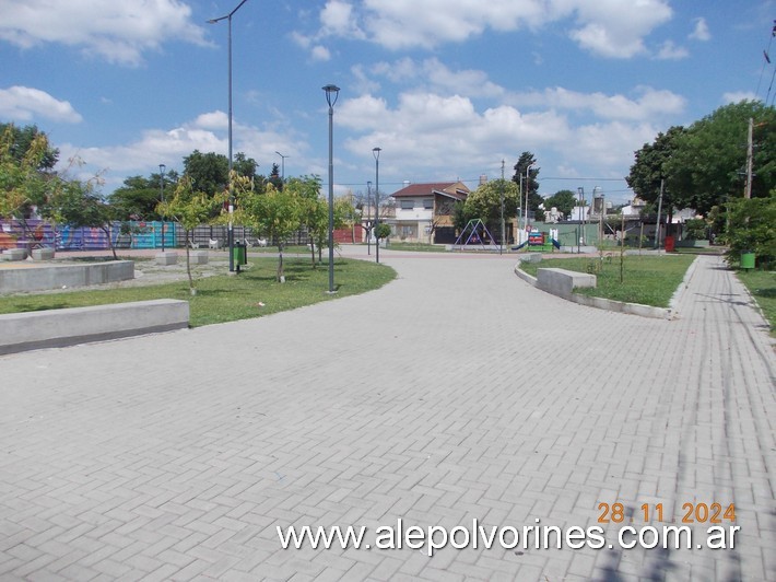 Foto: Moron - Plaza de los Jardines - Moron (Buenos Aires), Argentina