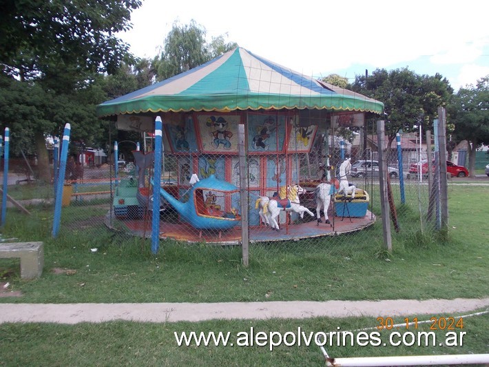 Foto: Moron - Plaza Monumento a la Bandera - Moron (Buenos Aires), Argentina