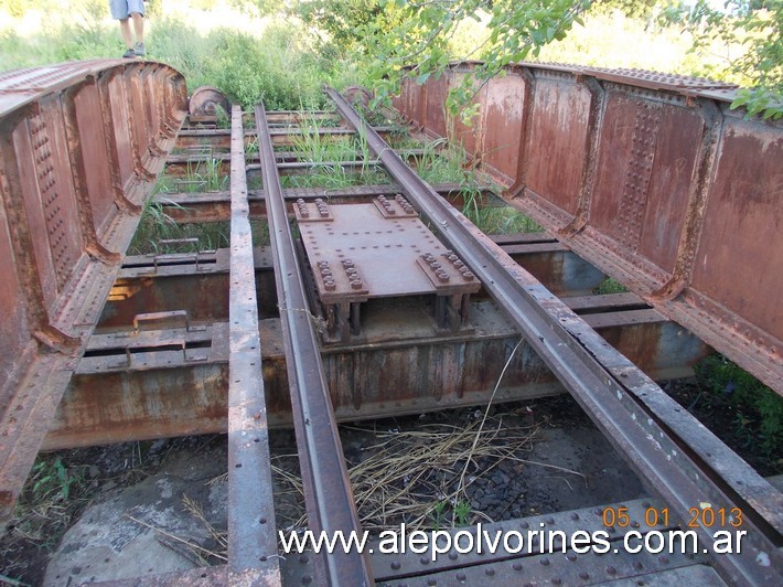 Foto: Estación Suipacha - Mesa Giratoria - Suipacha (Buenos Aires), Argentina