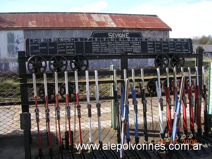 Foto: Estación Sevigne - Sevigne (Buenos Aires), Argentina