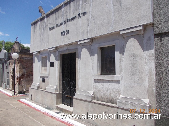 Foto: Moron - Cementerio Municipal - Sociedad Italiana - Moron (Buenos Aires), Argentina