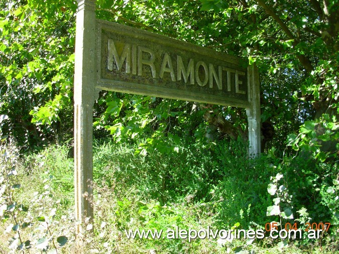 Foto: Estación Miramonte - Miramonte (Buenos Aires), Argentina