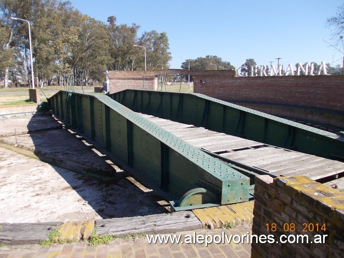 Foto: Estación Mayor Orellano - Mesa Giratoria - Mayor Orellano (Buenos Aires), Argentina