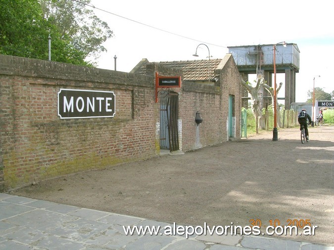 Foto: Estación Monte - San Miguel del Monte (Buenos Aires), Argentina