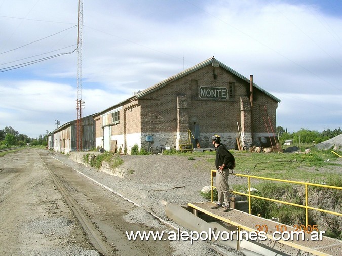 Foto: Estación Monte - San Miguel del Monte (Buenos Aires), Argentina