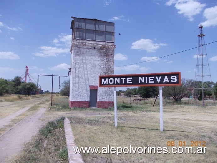 Foto: Estación Monte Nievas - Monte Nievas (La Pampa), Argentina