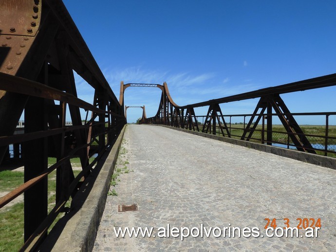 Foto: Puente Metálico Ruta 11 sobre Rio Primero - Villa Roch (Buenos Aires), Argentina