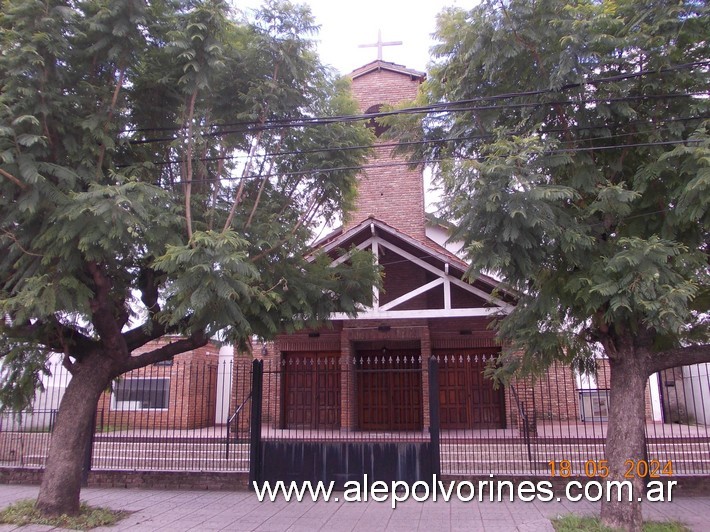 Foto: Haedo - Iglesia NS del Perpetuo Socorro - Haedo (Buenos Aires), Argentina