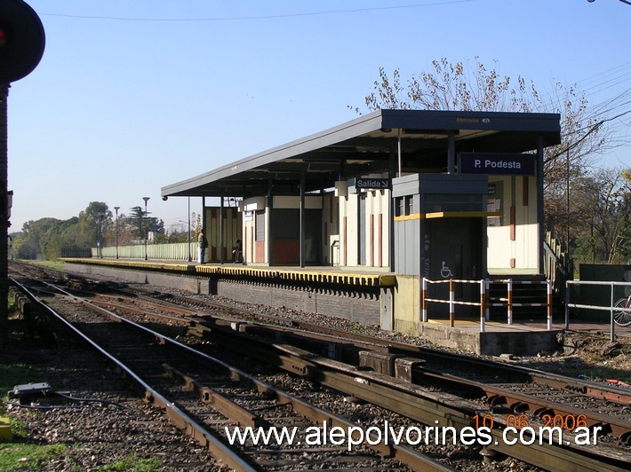 Foto: Estación Osvaldo Podestá - Pablo Podesta (Buenos Aires), Argentina