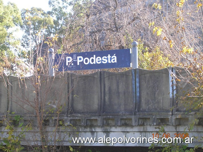 Foto: Estación Osvaldo Podestá - Pablo Podesta (Buenos Aires), Argentina