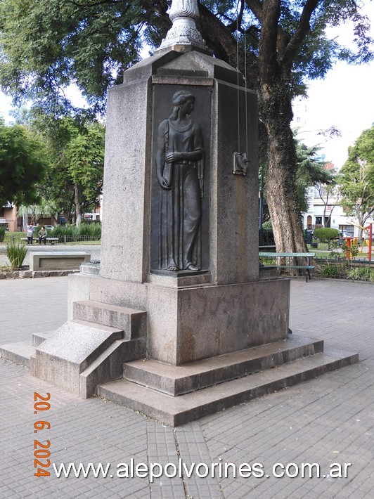 Foto: Floresta - Plaza Vélez Sarsfield - Floresta (Buenos Aires), Argentina