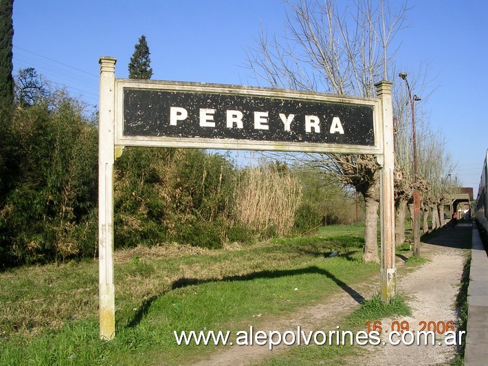 Foto: Estación Pereyra - Villa Elisa (Buenos Aires), Argentina