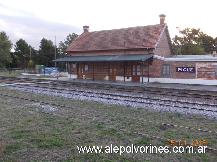 Foto: Estación Pigüe - Pigue (Buenos Aires), Argentina