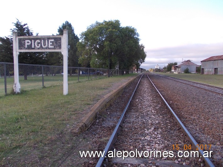 Foto: Estación Pigüe - Pigue (Buenos Aires), Argentina