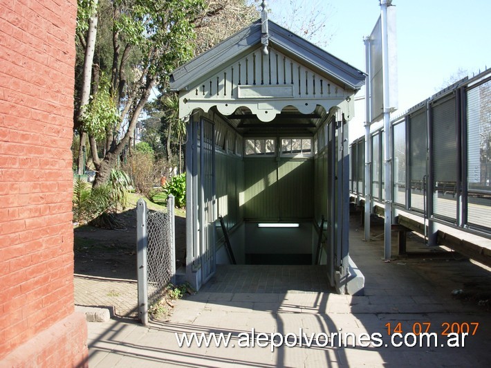 Foto: Estación Pueyrredón - Villa Urquiza (Buenos Aires), Argentina