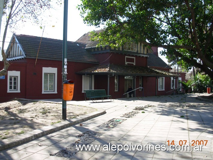 Foto: Estación Pueyrredón - Villa Urquiza (Buenos Aires), Argentina