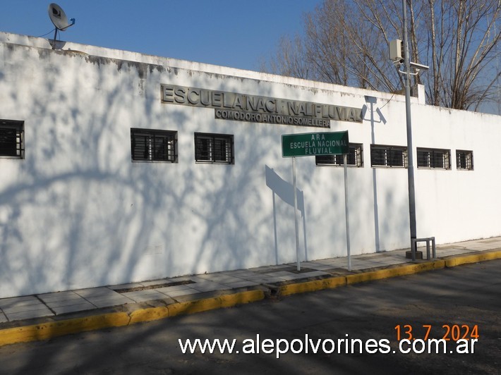 Foto: La Boca - Escuela Fluvial Comodoro Somellera - La Boca (Buenos Aires), Argentina