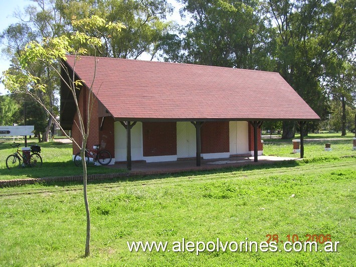 Foto: Estación Pulgarcito - Gonnet (Buenos Aires), Argentina