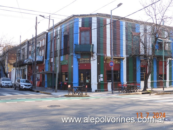 Foto: La Boca CABA - Bar La Buena Medida - La Boca (Buenos Aires), Argentina