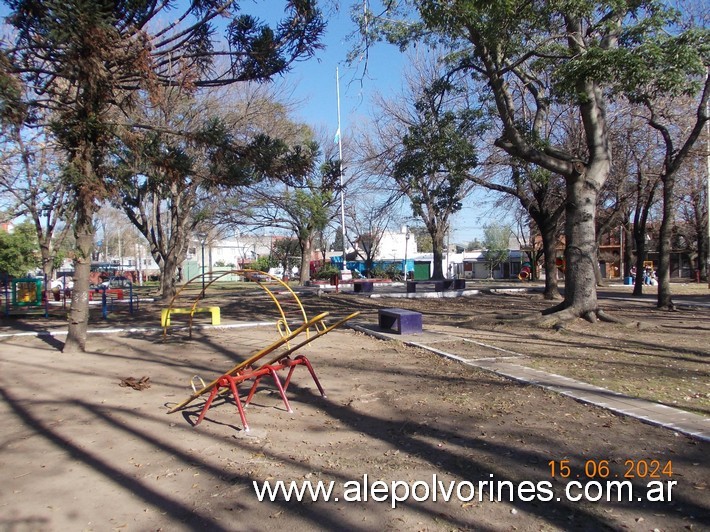 Foto: Morón - Plaza Antártida Argentina - Moron (Buenos Aires), Argentina