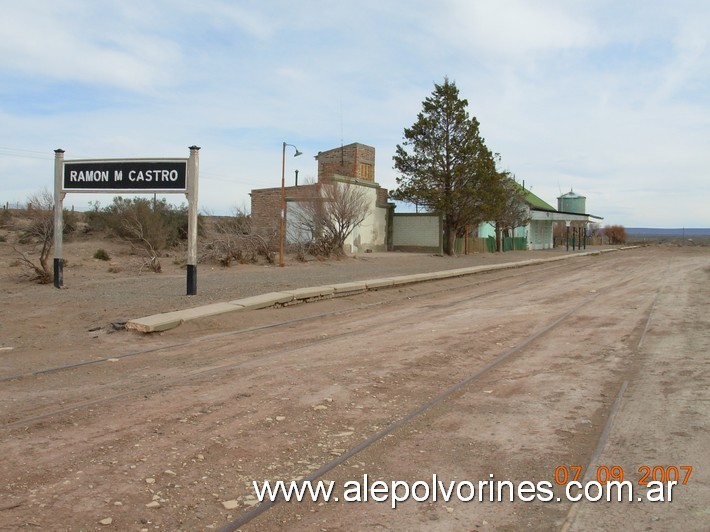 Foto: Estación Ramon M Castro - Ramon Castro (Neuquén), Argentina