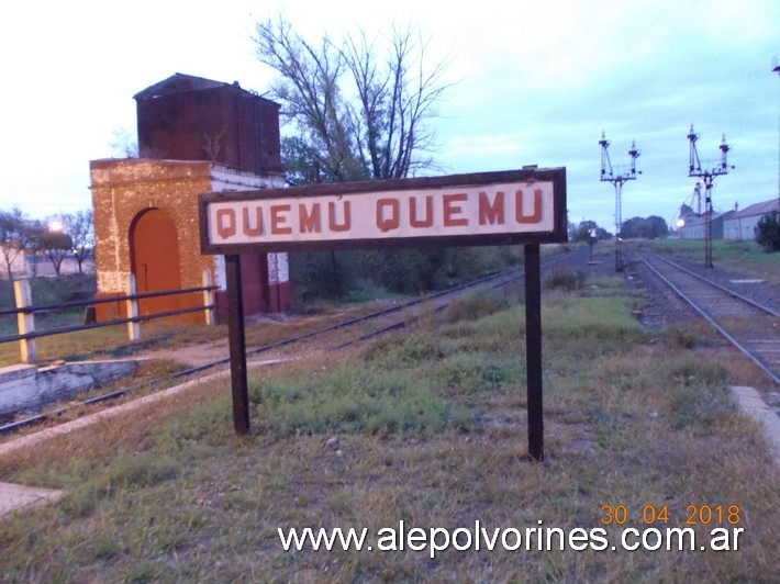 Foto: Estación Quemu Quemu - Quemu Quemu (La Pampa), Argentina