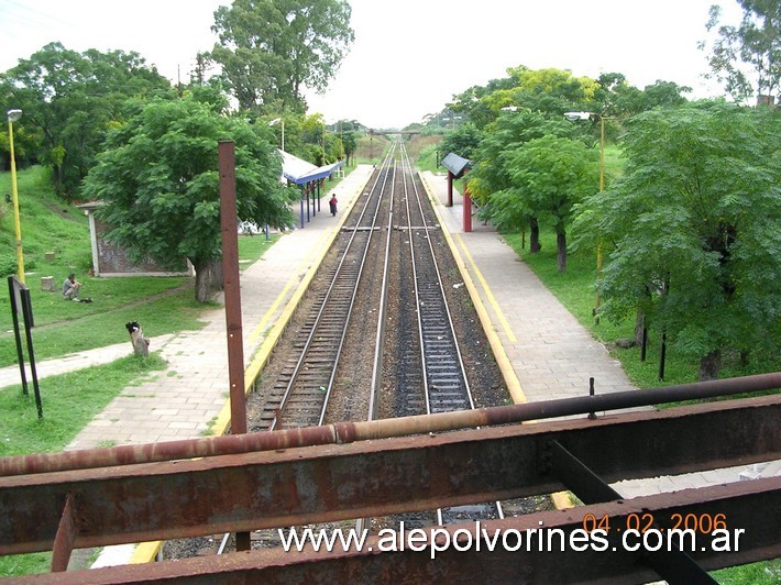 Foto: Estación Querandí - Ciudad Evita (Buenos Aires), Argentina