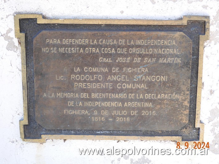 Foto: Fighiera - Plaza Ciudad de Rosario - Monumento al Bicentenario - Fighiera (Santa Fe), Argentina