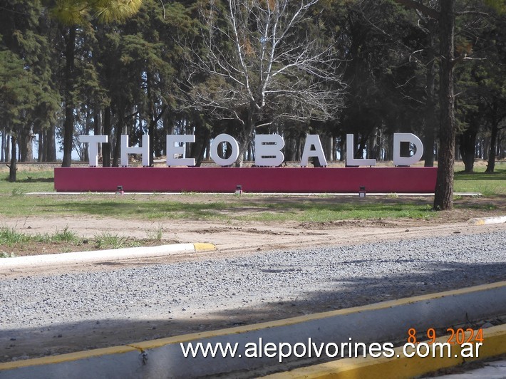 Foto: Theobald - Acceso - Theobald (Santa Fe), Argentina