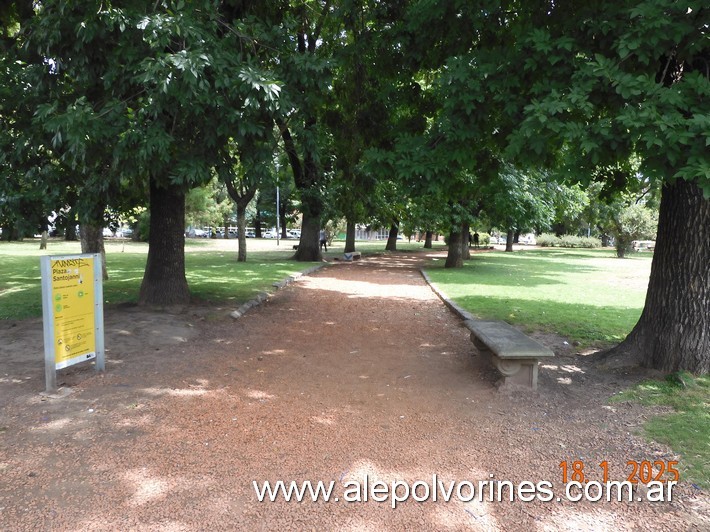 Foto: Liniers - Plaza Santojanni - Liniers (Buenos Aires), Argentina