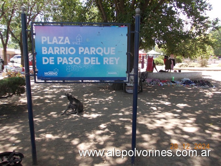 Foto: Paso del Rey - Plaza Barrio Parque - Paso del Rey (Buenos Aires), Argentina