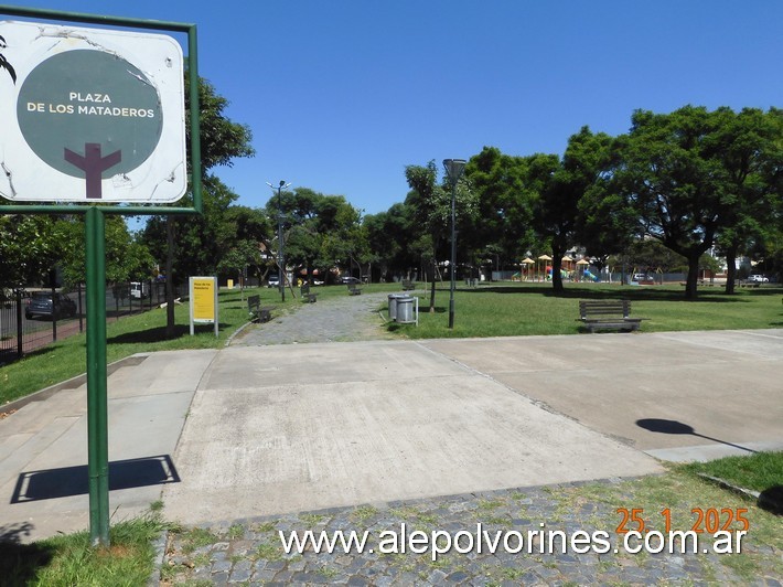 Foto: Mataderos - Plaza de los Mataderos - Mataderos (Buenos Aires), Argentina