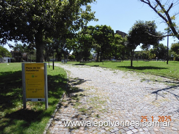 Foto: Mataderos - Plaza de los Mataderos - Mataderos (Buenos Aires), Argentina