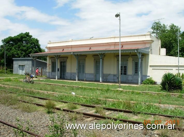 Foto: Estación Toro FCGU - Presidente Derqui (Buenos Aires), Argentina