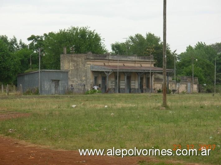 Foto: Estación Toro FCGU - Presidente Derqui (Buenos Aires), Argentina